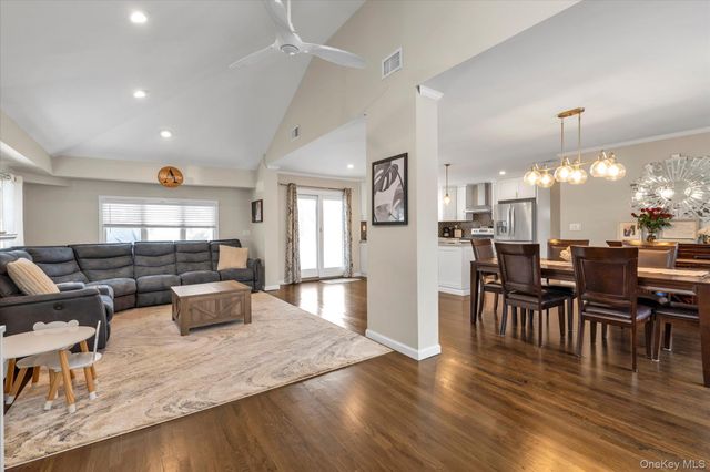 155 Atlantic Avenue, Massapequa Park, NY 11762