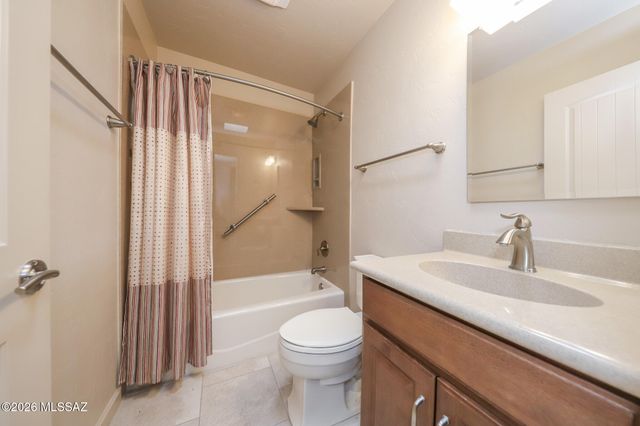 433 N Calle Del Diablo, Green Valley, AZ 85614