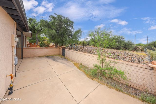 433 N Calle Del Diablo, Green Valley, AZ 85614