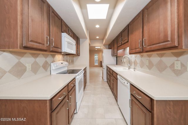 433 N Calle Del Diablo, Green Valley, AZ 85614