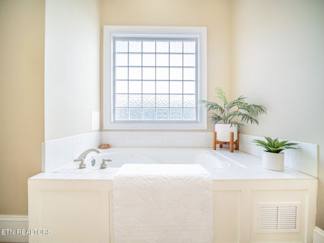 3320 Mollianna Way, Knoxville, TN 37918