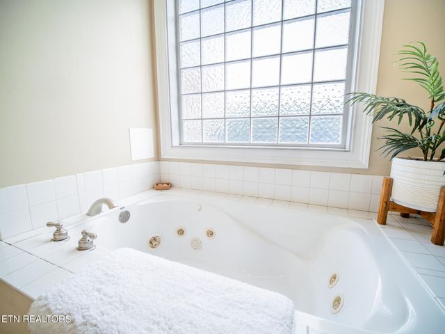 3320 Mollianna Way, Knoxville, TN 37918