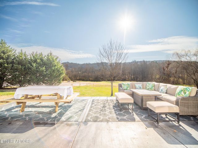 3320 Mollianna Way, Knoxville, TN 37918