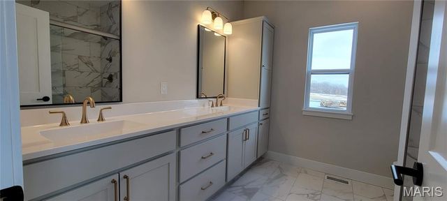 1438 Montauk Road, Troy, IL 62294