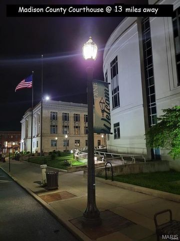 1438 Montauk Road, Troy, IL 62294