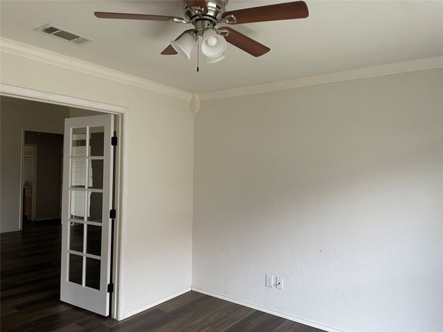 1014 Thistle Meade Circle, Burleson, TX 76028