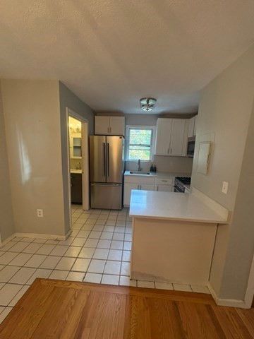 131 N Main St 5, Andover, MA 01810
