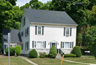 131 N Main St 5, Andover, MA 01810
