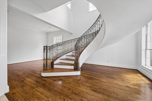 3618 Bellefontaine Street, Houston, TX 77025