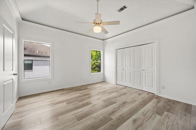 3618 Bellefontaine Street, Houston, TX 77025