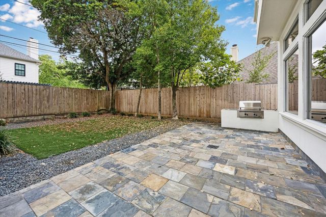 3618 Bellefontaine Street, Houston, TX 77025