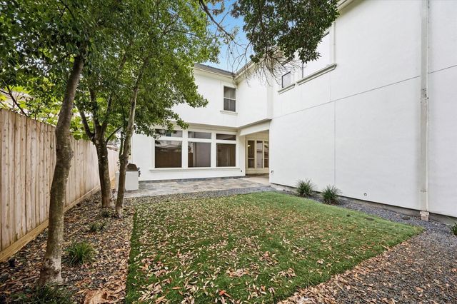 3618 Bellefontaine Street, Houston, TX 77025