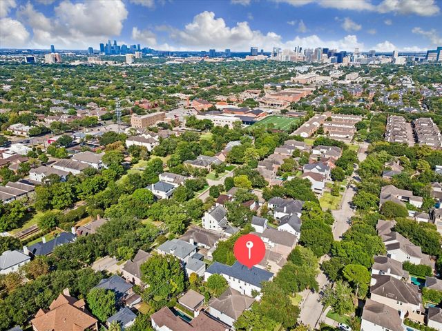 3618 Bellefontaine Street, Houston, TX 77025