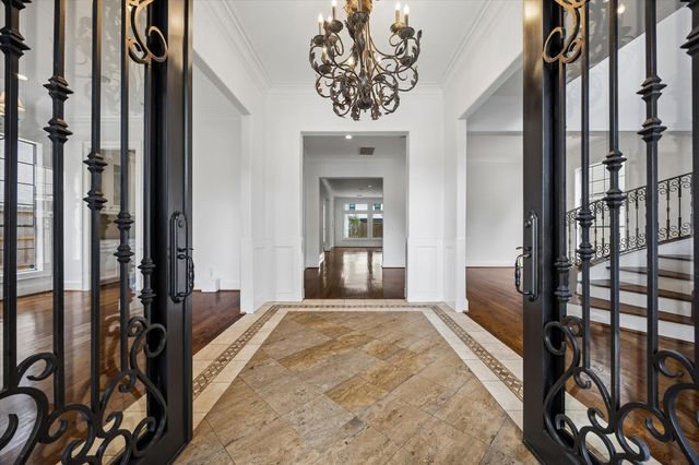 3618 Bellefontaine Street, Houston, TX 77025