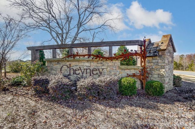 5222 Wyes Oak Lane, Charlotte, NC 28269