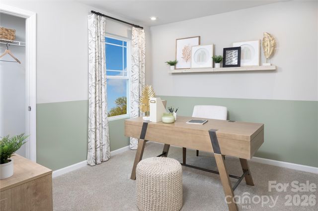 5222 Wyes Oak Lane, Charlotte, NC 28269