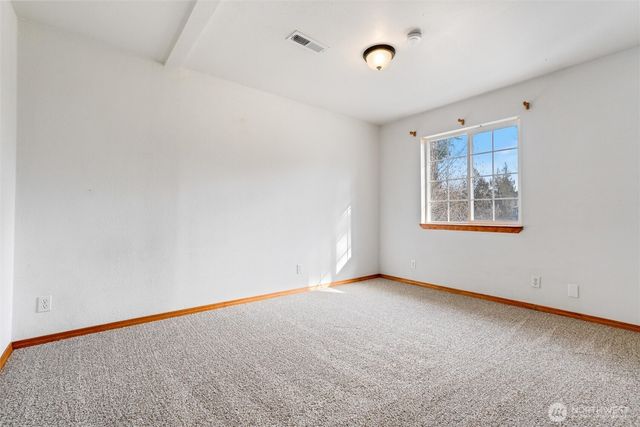 2750 California Avenue E, Port Orchard, WA 98366