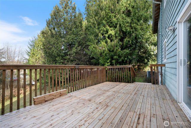 2750 California Avenue E, Port Orchard, WA 98366