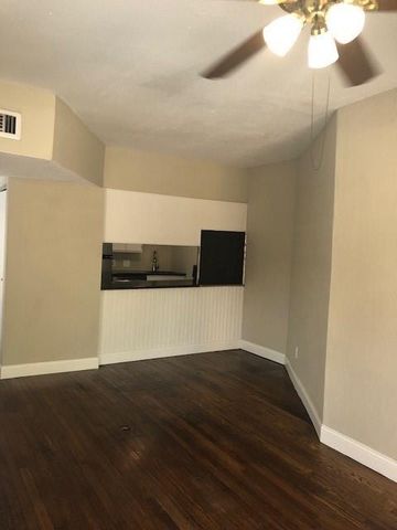 601 W Polk Street 1, Houston, TX 77019