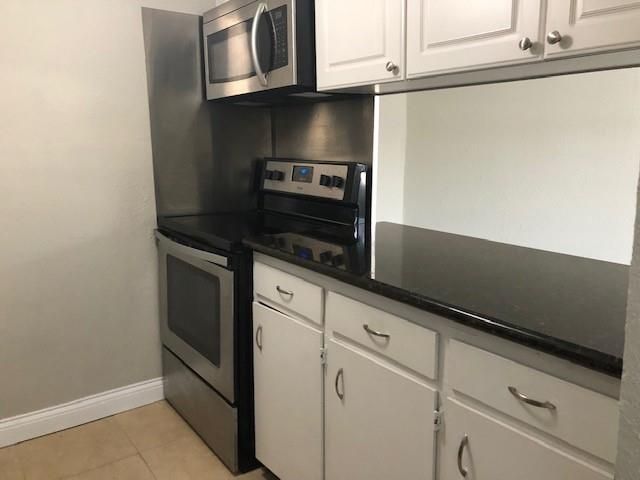 601 W Polk Street 1, Houston, TX 77019