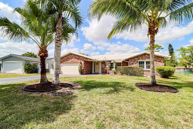 1329 NW 84th Drive NW, Coral Springs, FL 33071