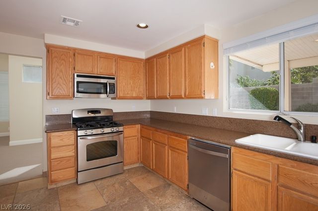 1719 Running Creek Drive, North Las Vegas, NV 89031
