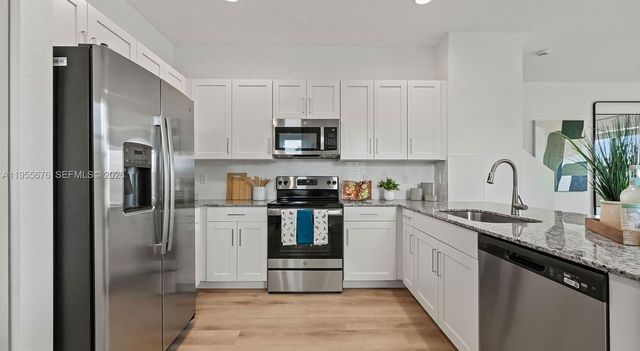 5600 NW Coventry Circle 4BR, Port St. Lucie, FL 34986