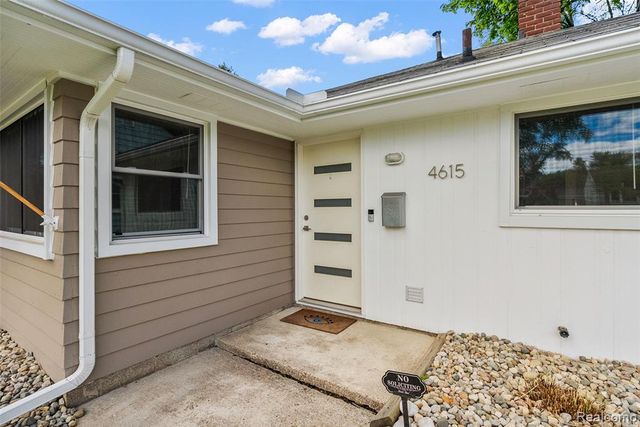 4615 Olivia Avenue, Royal Oak, MI 48073