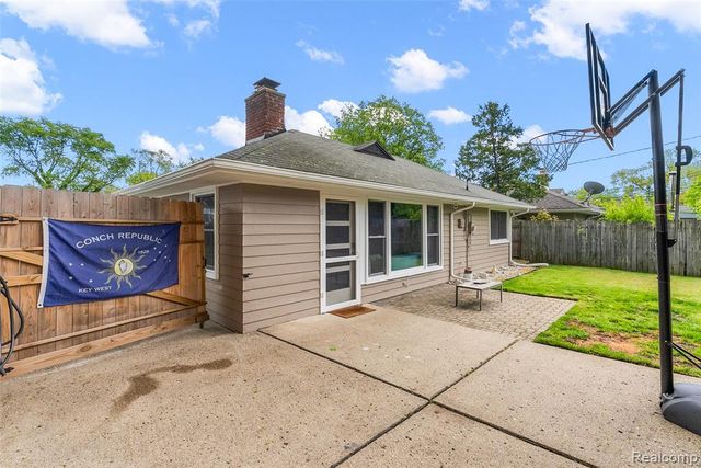 4615 Olivia Avenue, Royal Oak, MI 48073