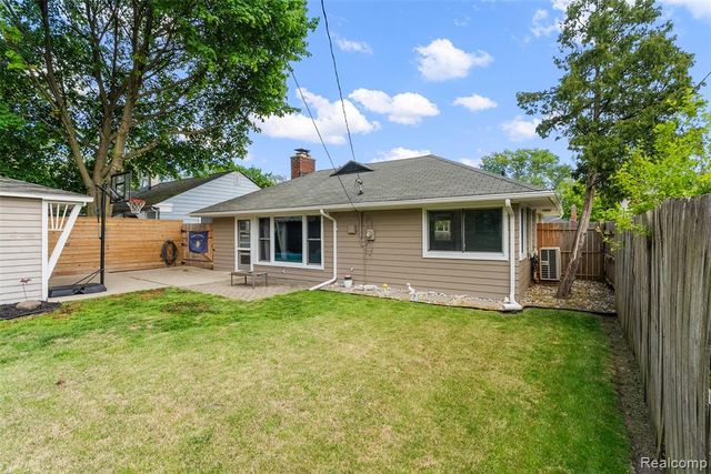 4615 Olivia Avenue, Royal Oak, MI 48073