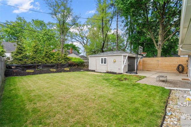 4615 Olivia Avenue, Royal Oak, MI 48073