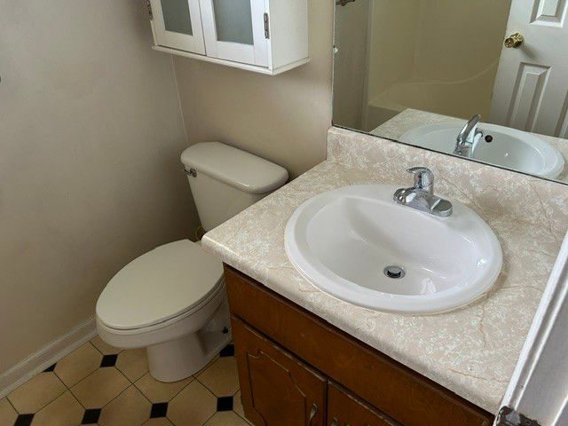 3277 S Senseney Cir, Clarksville, TN 37042