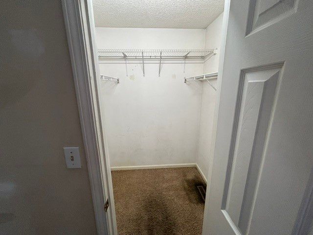 3277 S Senseney Cir, Clarksville, TN 37042