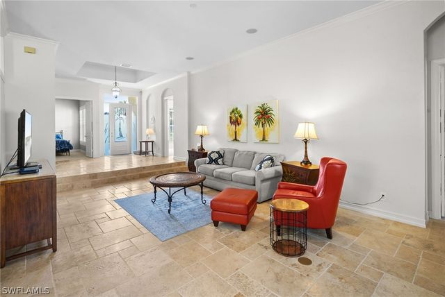 3660 Olde Cottage LN, Bonita Springs, FL 34134