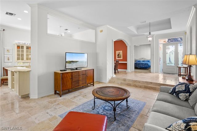 3660 Olde Cottage LN, Bonita Springs, FL 34134