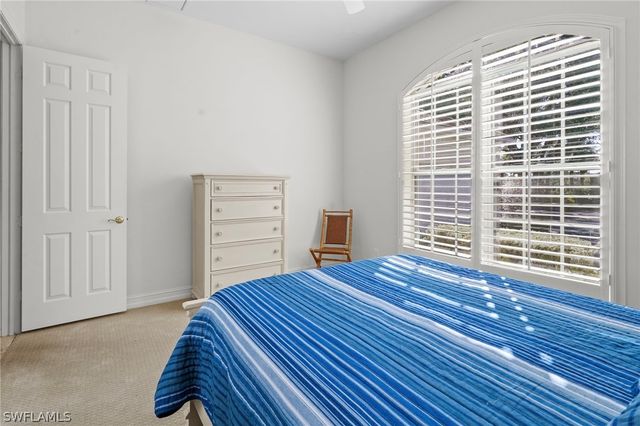 3660 Olde Cottage LN, Bonita Springs, FL 34134