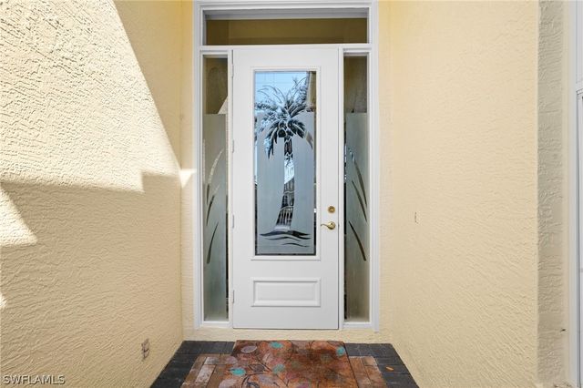 3660 Olde Cottage LN, Bonita Springs, FL 34134