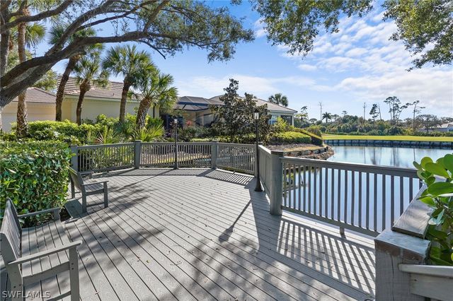 3660 Olde Cottage LN, Bonita Springs, FL 34134