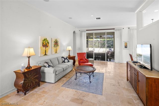 3660 Olde Cottage LN, Bonita Springs, FL 34134