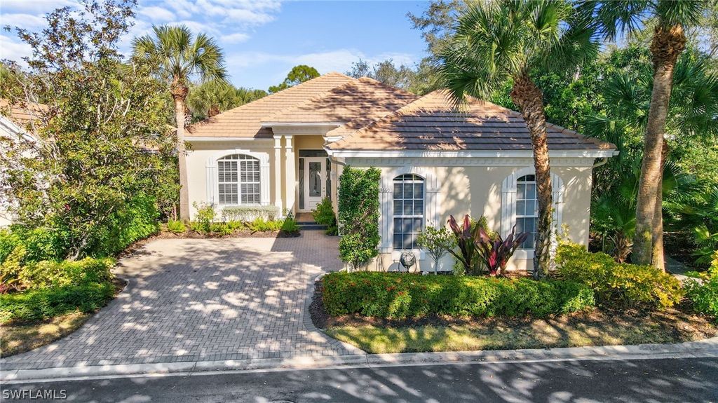 3660 Olde Cottage LN, Bonita Springs, FL 34134