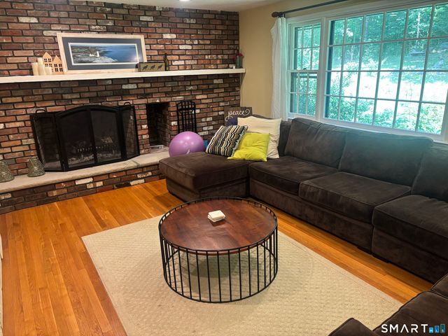 50 Deerfield Drive, Easton, CT 06612