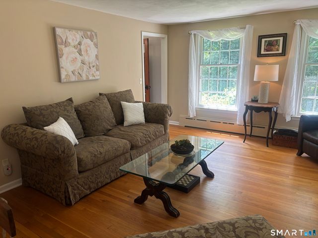 50 Deerfield Drive, Easton, CT 06612