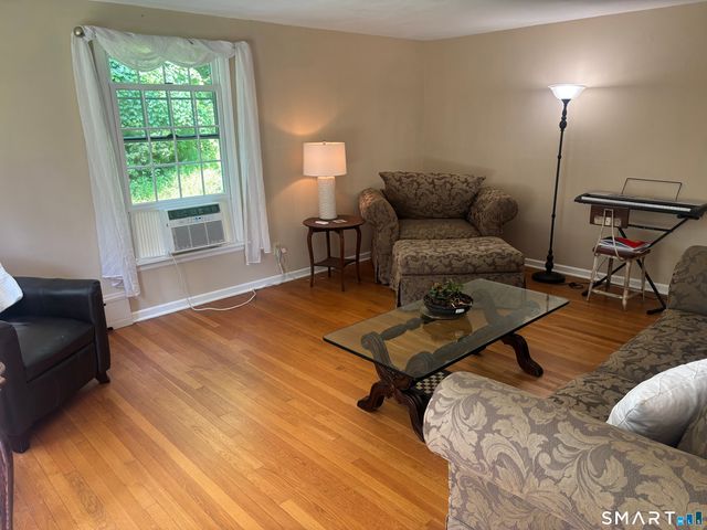 50 Deerfield Drive, Easton, CT 06612