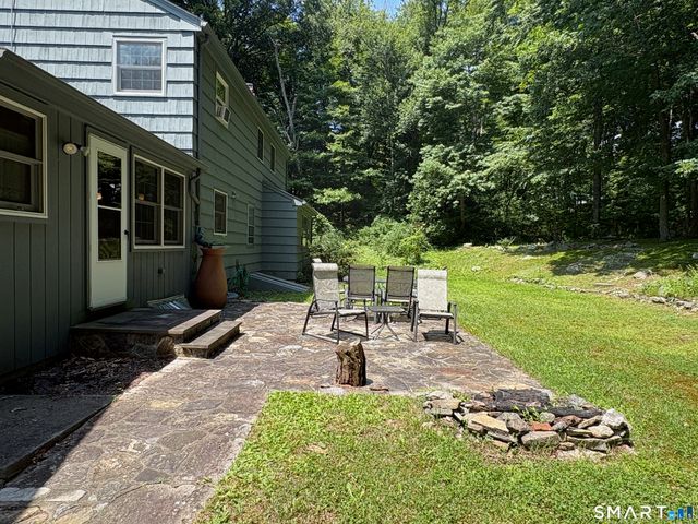 50 Deerfield Drive, Easton, CT 06612