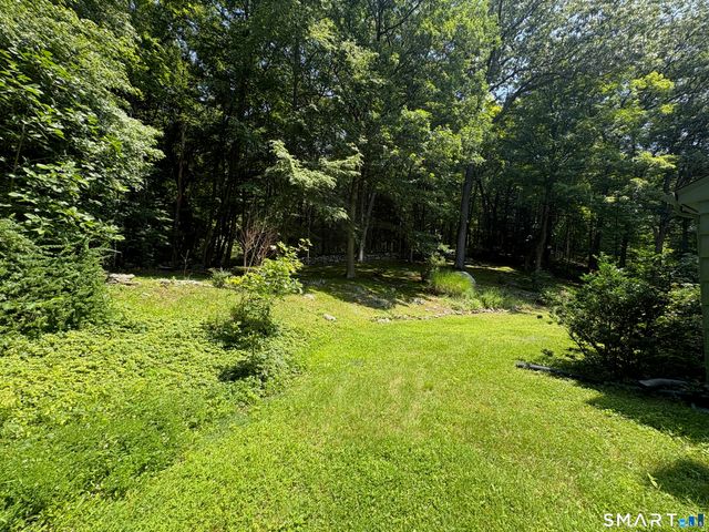 50 Deerfield Drive, Easton, CT 06612