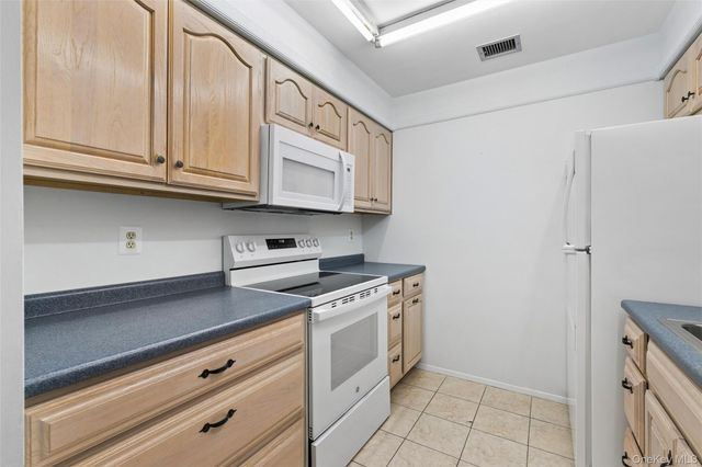 132 Birchwood Road 132, Coram, NY 11727