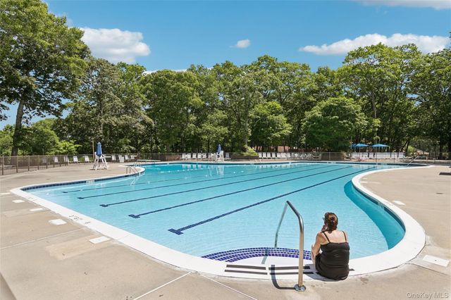 132 Birchwood Road 132, Coram, NY 11727