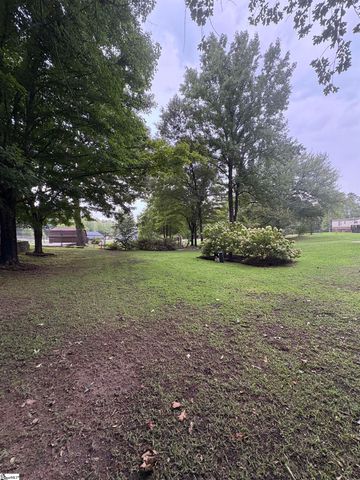 210 Midway Drive, Marietta, SC 29661