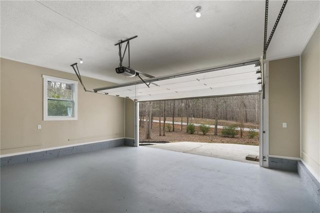 102 Discovery Bay NW, Milledgeville, GA 31061