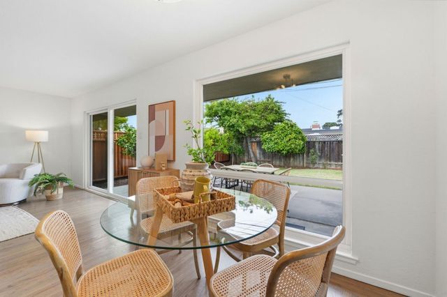 2633 Foster Street, San Mateo, CA 94403